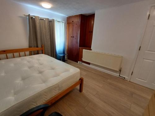 89 Waterhouse Lane - Allen Property Management Ltd - 1st Floor Front Bedroom 3
